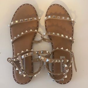 Steve Madden Travel Sandal. Only worn 3 times.